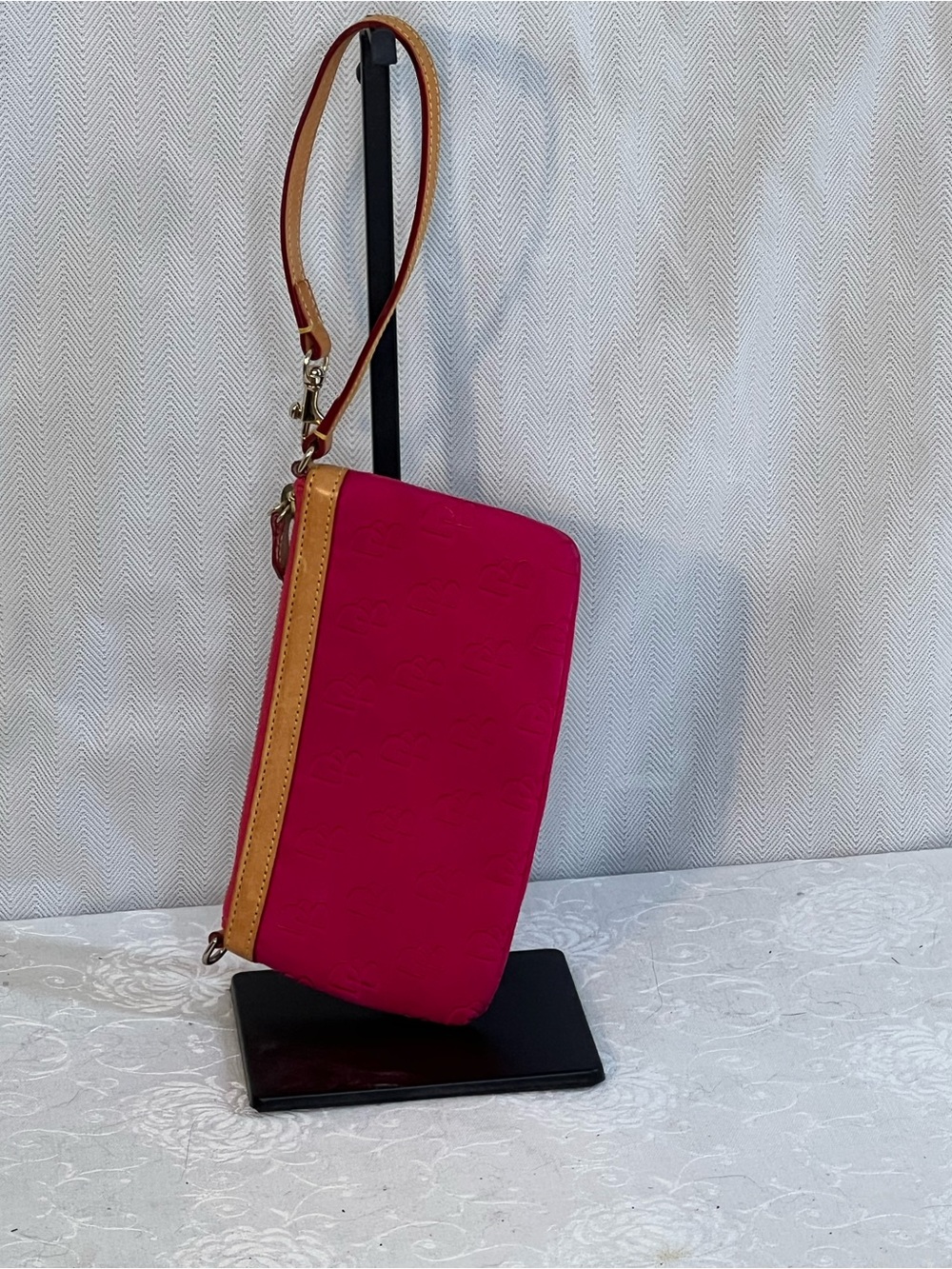 Dooney & Bourke City Slim Wristlet  Purse Pink Debossed Monogram Tan Leather - Picture 3 of 10